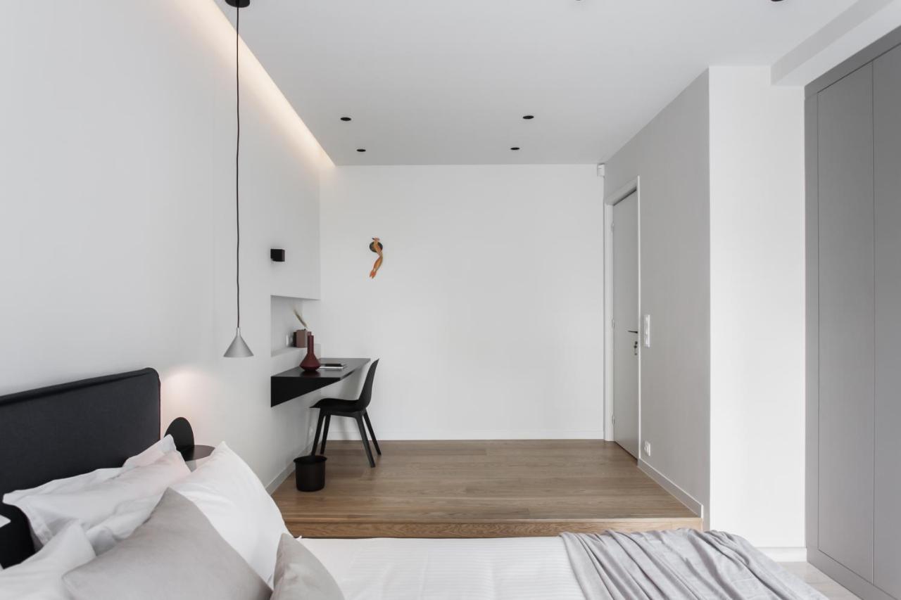 Marvelous 2Br Apartments With Balcony By Upstreet Atenas Exterior foto