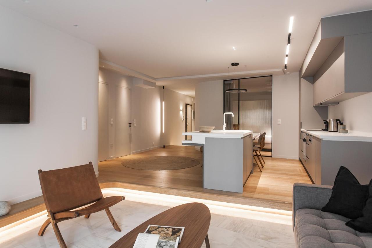 Marvelous 2Br Apartments With Balcony By Upstreet Atenas Exterior foto