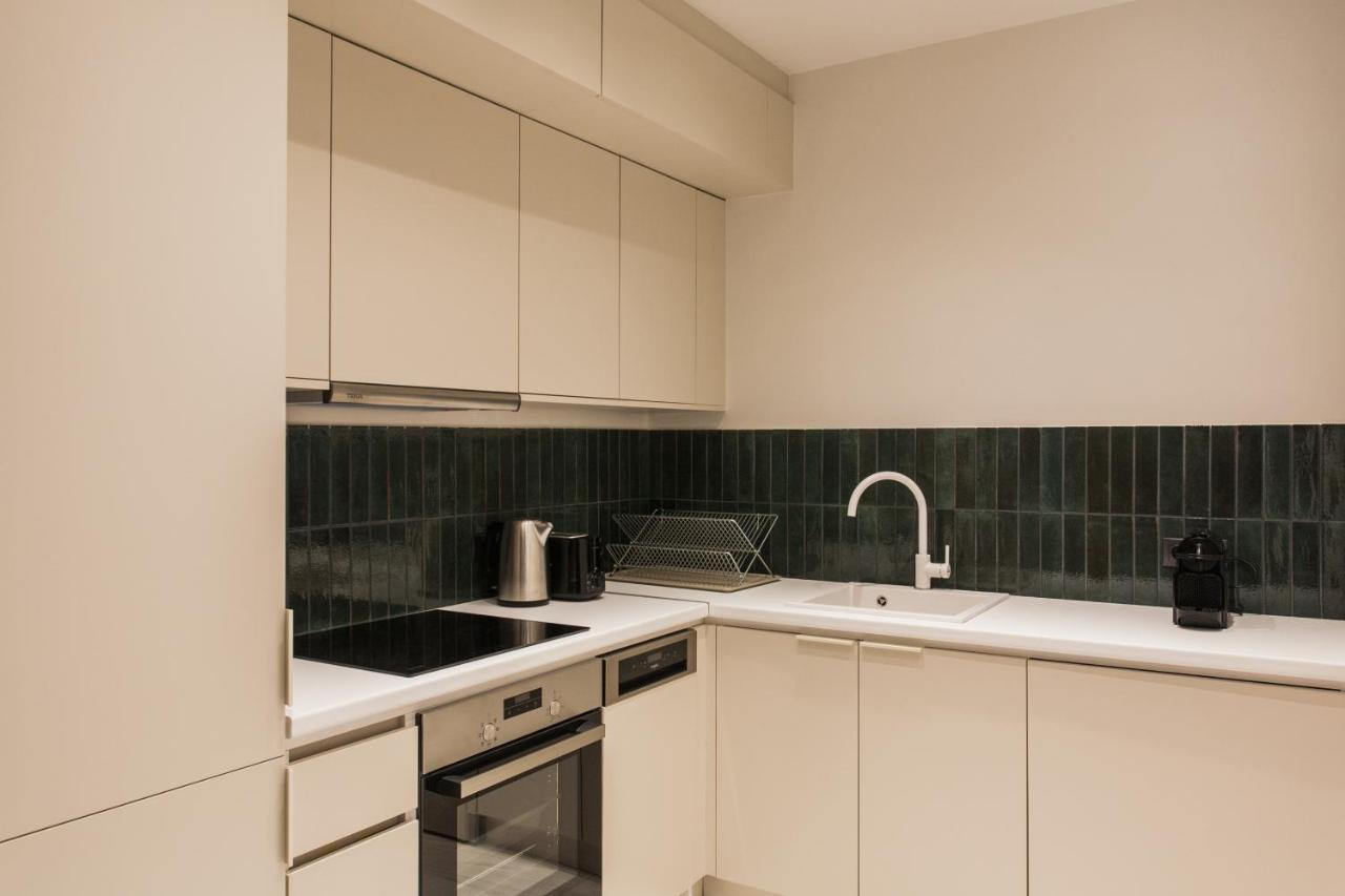Marvelous 2Br Apartments With Balcony By Upstreet Atenas Exterior foto
