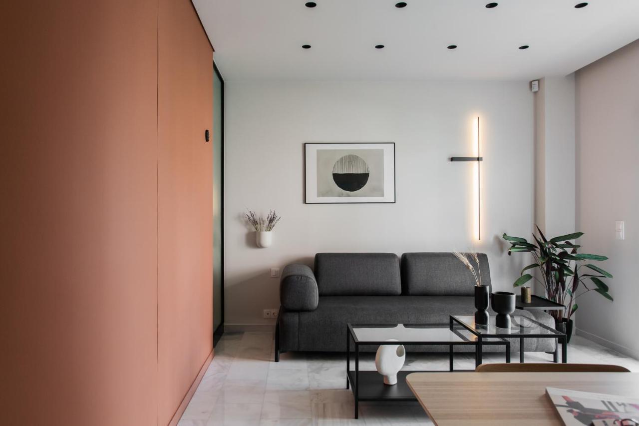 Marvelous 2Br Apartments With Balcony By Upstreet Atenas Exterior foto